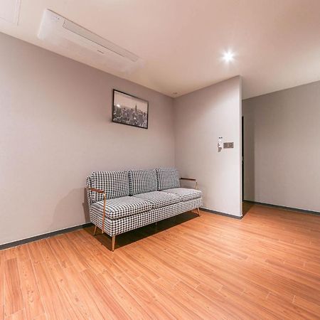 Pohang Brown Dot Hotel Extérieur photo